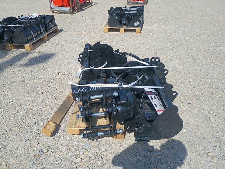 #l66-019-•-agt-mini-excavator-attachment-set-image-7