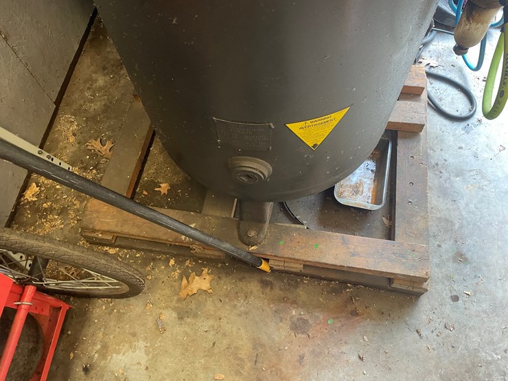 #6201-•-belt-driven-air-compressor-image-7