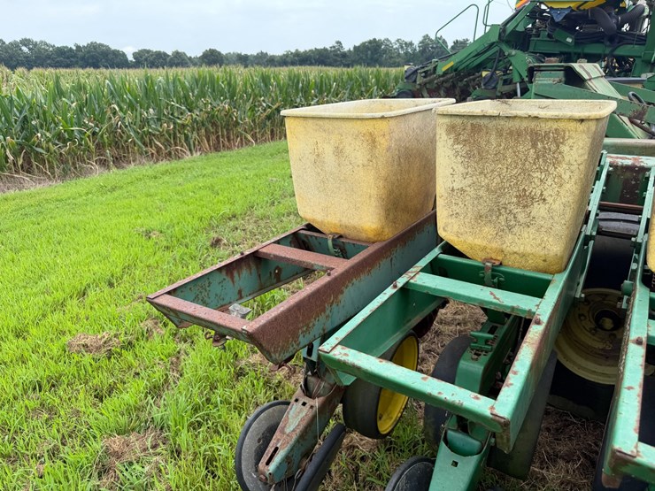 john-deere-530-image-62