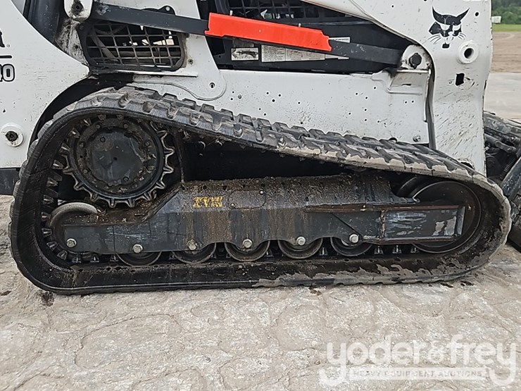 2023-bobcat-t740-image-8
