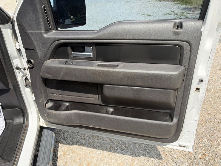 2013-ford-f150-image-16