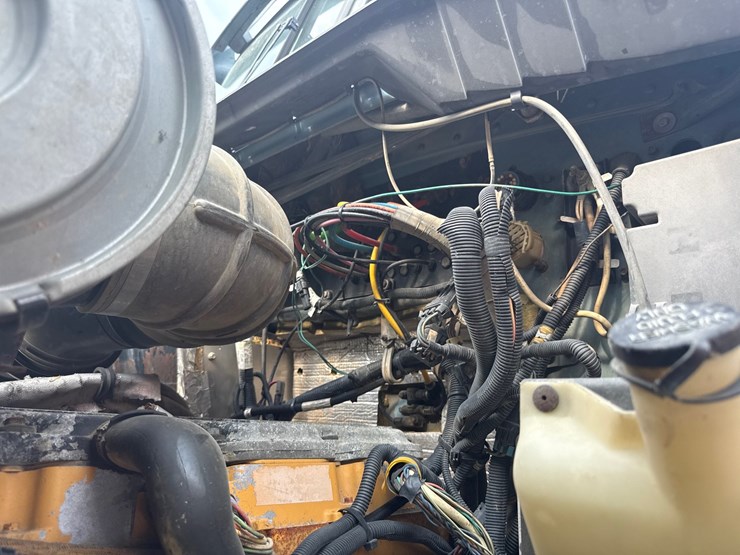 2007-kenworth-t600-image-45