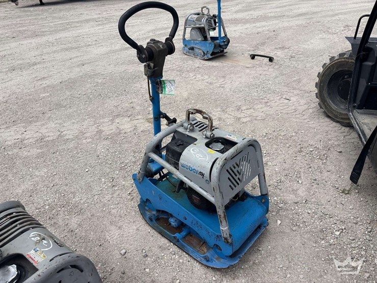 weber-mt-reversible-plate-compactor-image-2