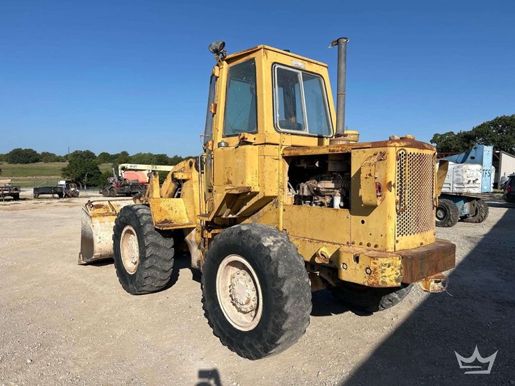 1981-caterpillar-920-image-2