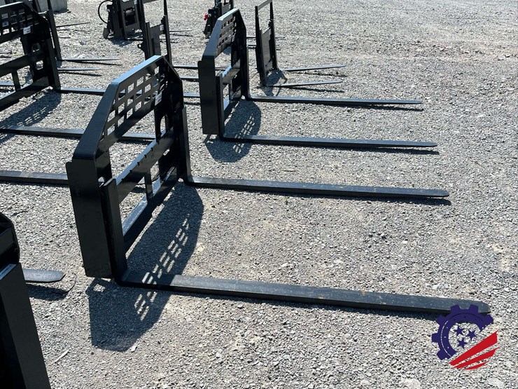 unused-2026-future-ft-dhc-skid-steer-forks---[skid-steer-attachments]-attachment-image-6