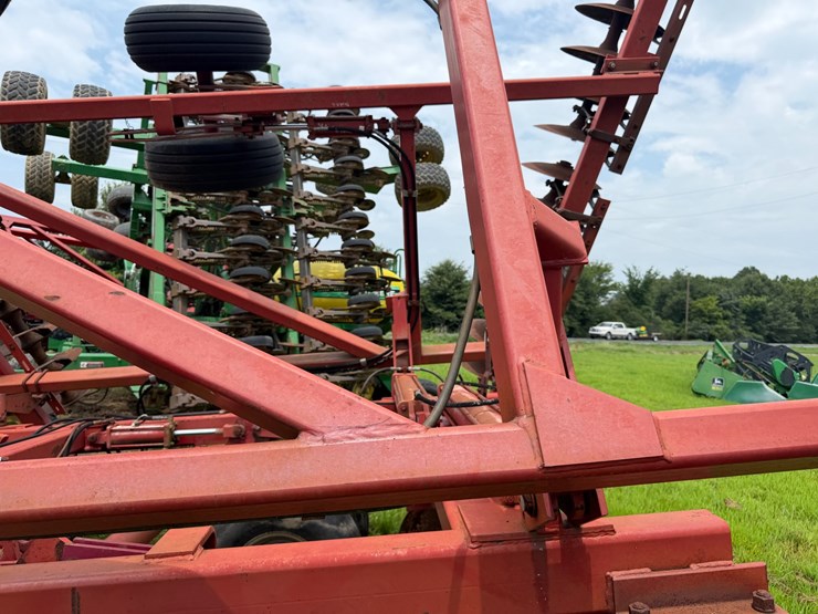 case-ih-3950-image-26