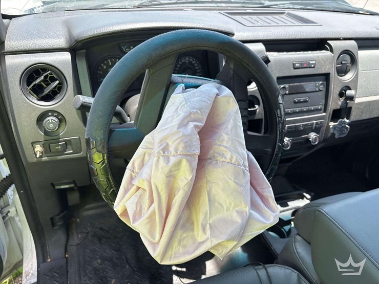 2014-ford-f150-image-13