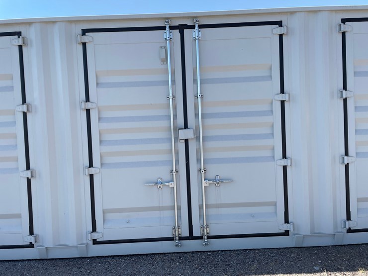 #2351-•-40'-high-shipping-container-image-7