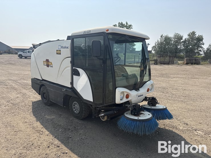 2005-johnston-cs50c-sweeper-image-3