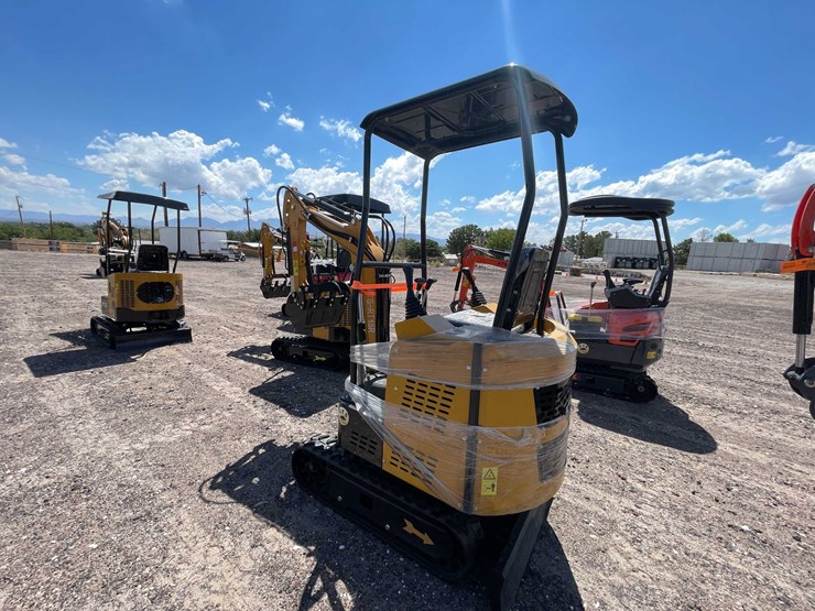 #2466-•-unused-2026-rt15r-ats-mini-excavator-image-4