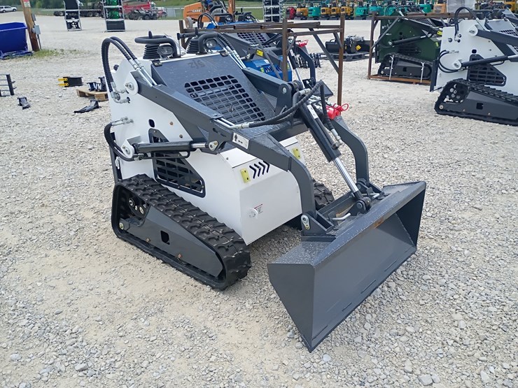 #l63-022-•-2026-zjg-380-mini-skid-steer-image-6