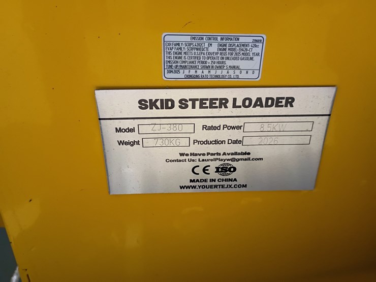 #l63-003-•-2026-zjg-380-mini-skid-steer-image-19