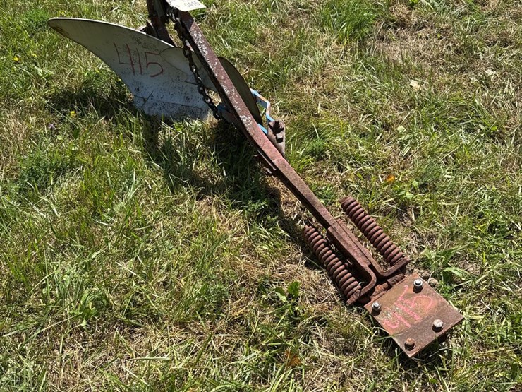 #415-•-single-bottom-plow-image-2
