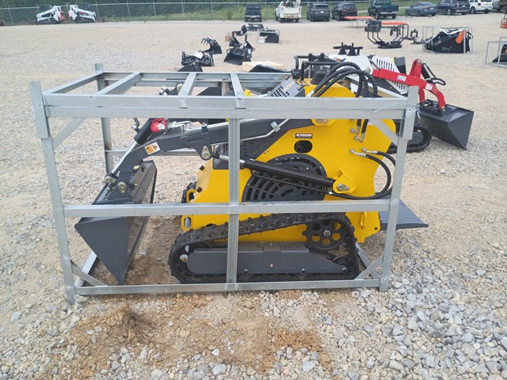 #l73-054-•-2026-ats-t-460-mini-skid-steer-image-3