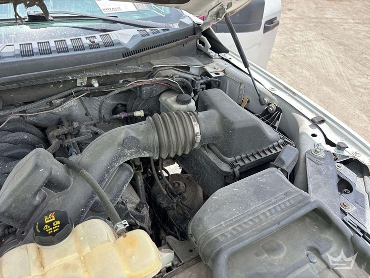 2016-ford-f150-image-9