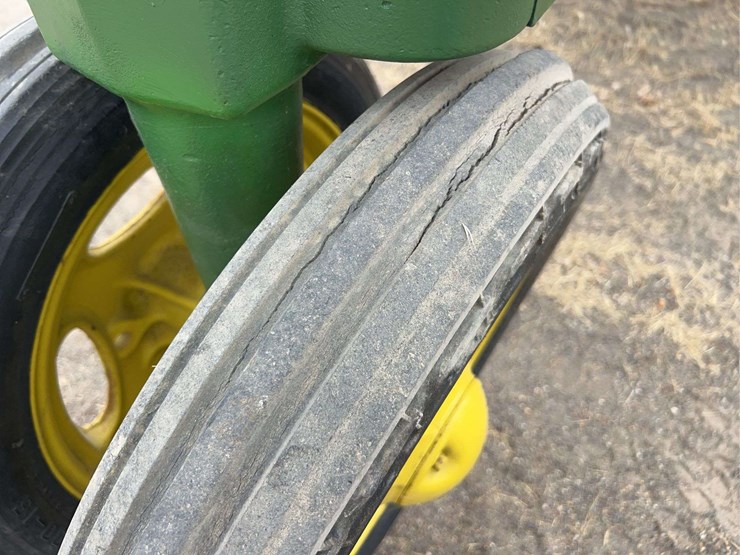 john-deere-h-image-13