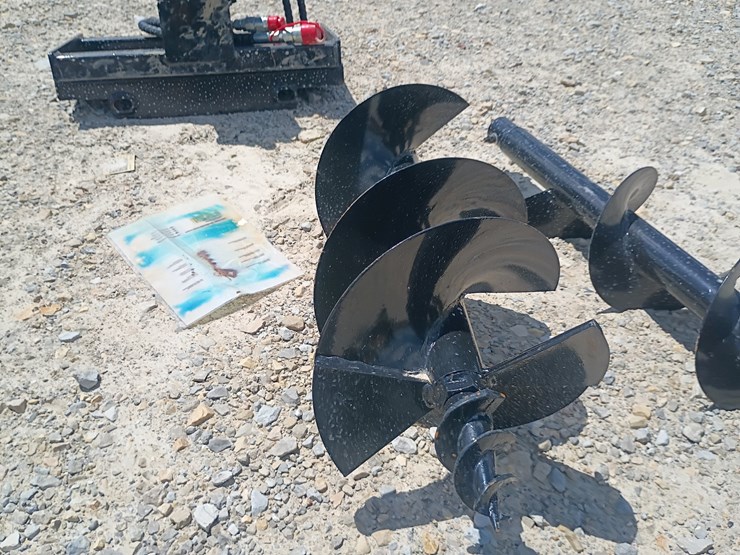 #l65-035-•-irlda-auger-mini-skid-steer-attachment-image-11