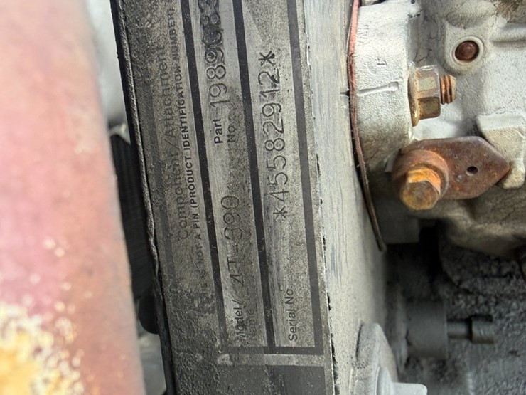 case-ih-4390t-image-28