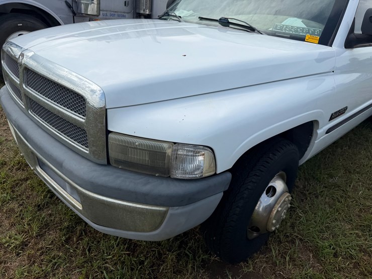 1998-dodge-ram-3500-image-25