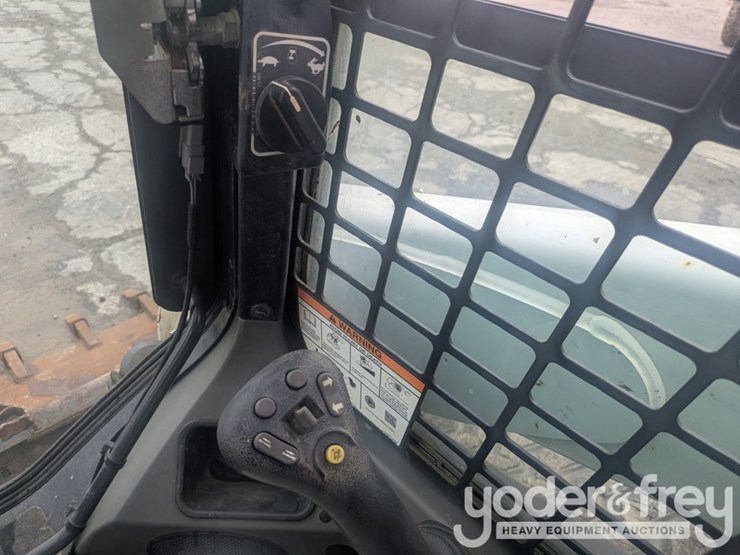 2019-bobcat-t770-image-13