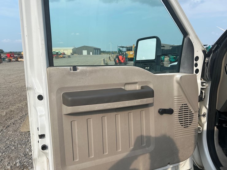 2008-ford-f450-image-53
