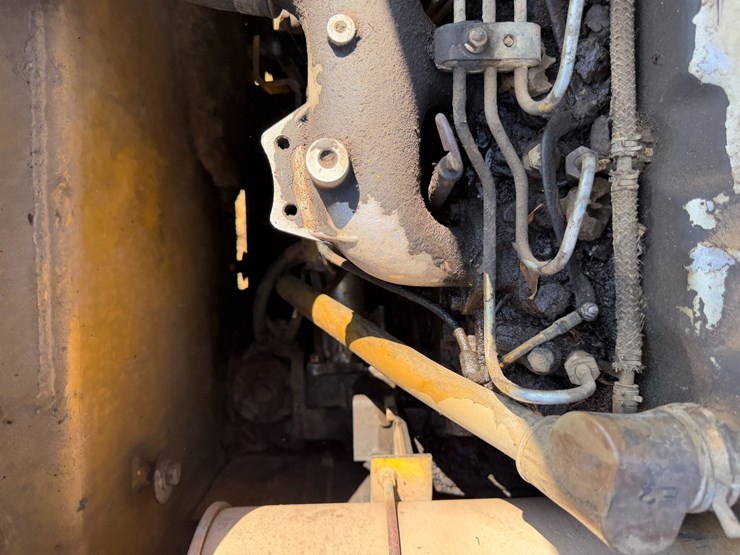 caterpillar-307-image-66