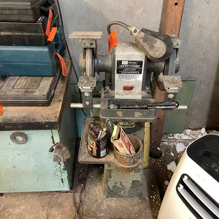 #6208 • Craftsman Bench Grinder - Model 257.19600
