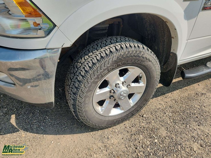 2014-dodge-2500-image-10