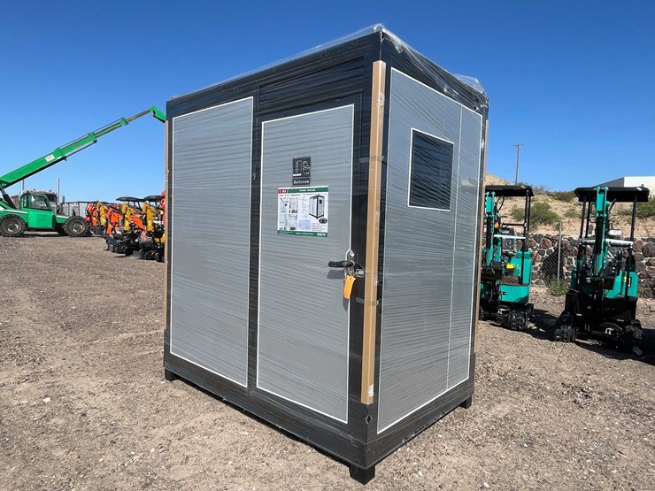 #2850-•-2026-unused-portable-restroom-image-14