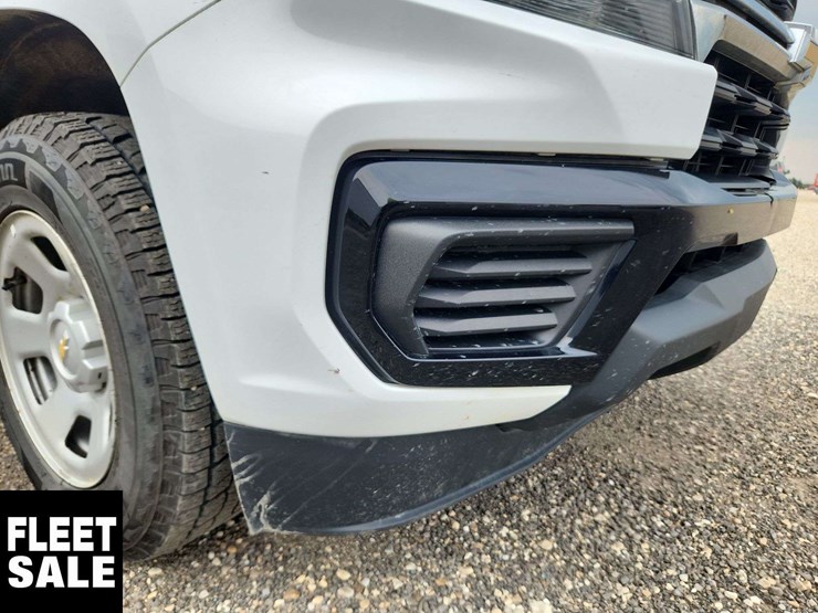 2021-chevrolet-colorado-image-36