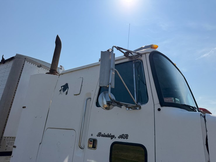 #52620-•-1990-whitegmc-wia-areo-series-sleeper-t/a-truck-tractor-4v1wdbjf3ln629984-inv#52620-image-45