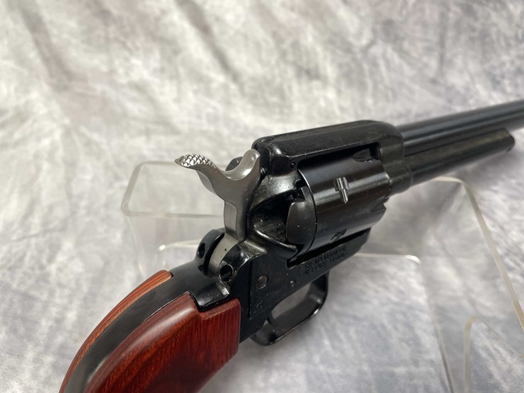 #10869-•-heritage-rough-rider,-22-lr-revolver,-sn:-1bh027314-image-4