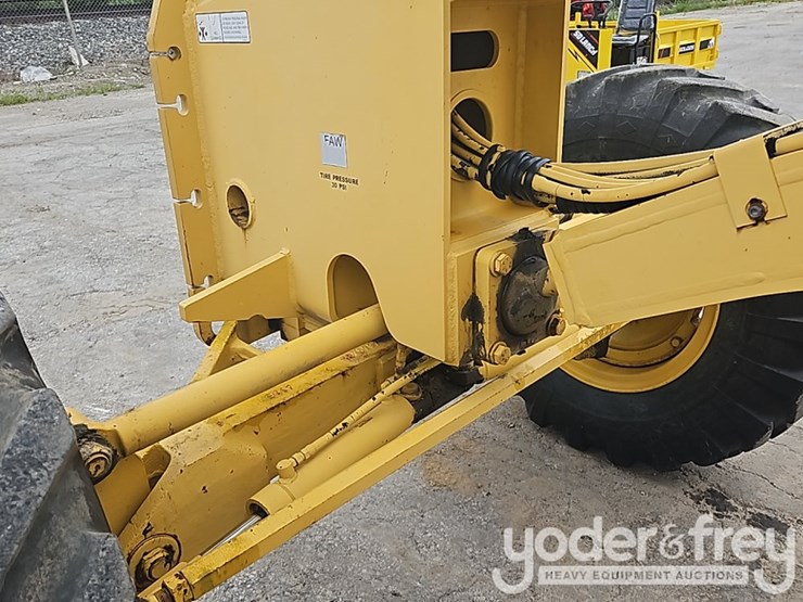 2002-galion-830-image-23