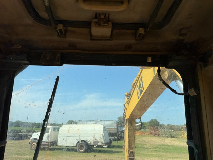 caterpillar-307-image-83