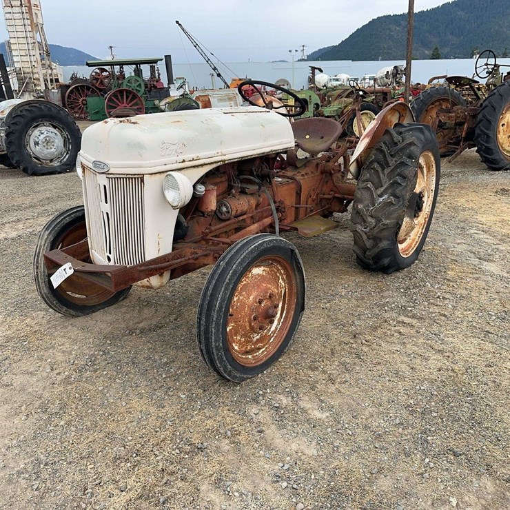 FORD 8N