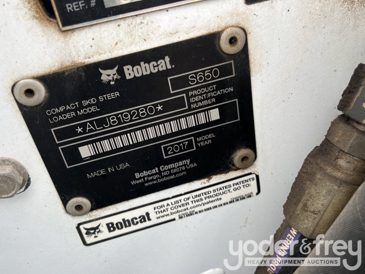 2017-bobcat-s650-image-35