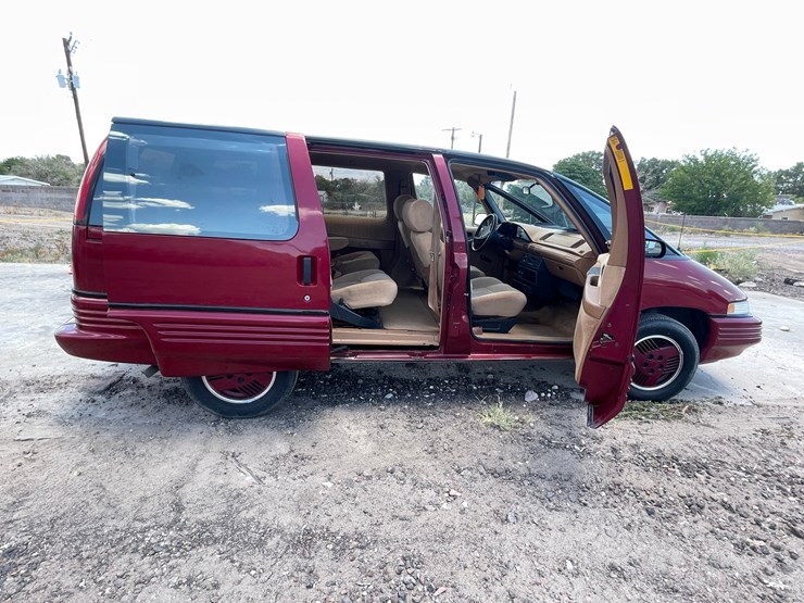 #2100-•-1990-pontiac-transport-van-se,-title-in-delay-image-70