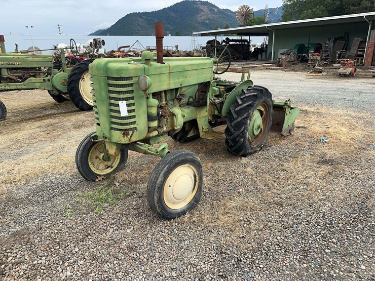 john-deere-m-image-1