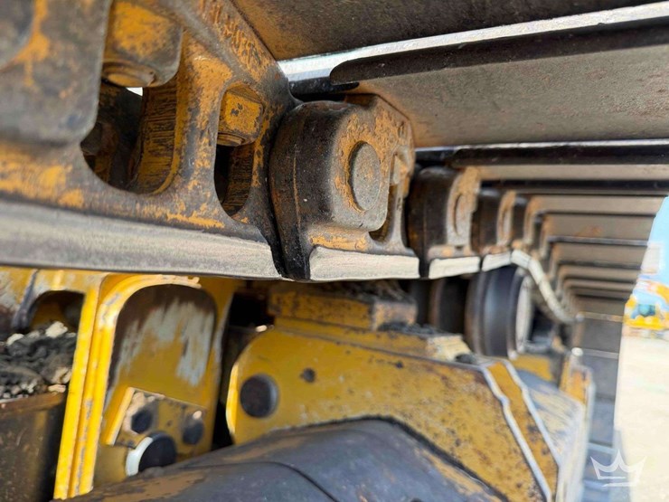 2020-deere-700k-xlt-image-76
