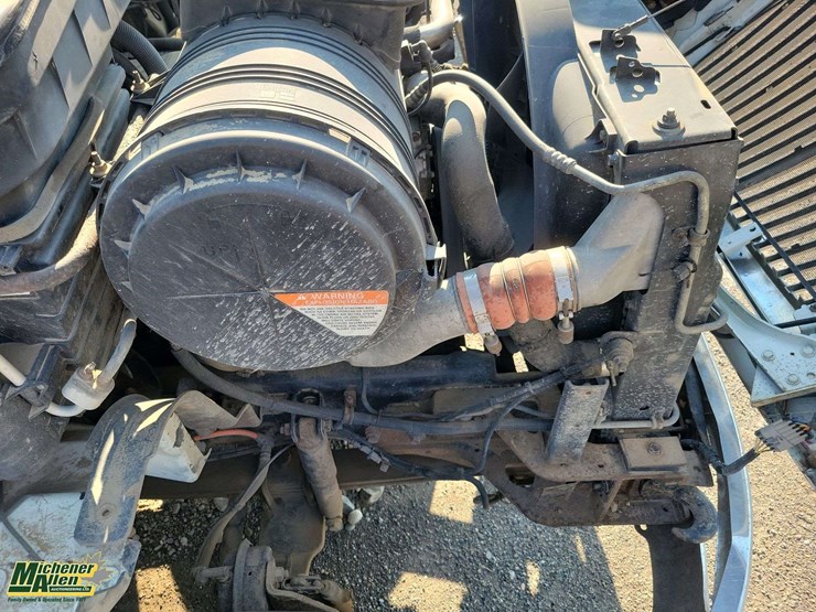 international-durastar-4400-image-48