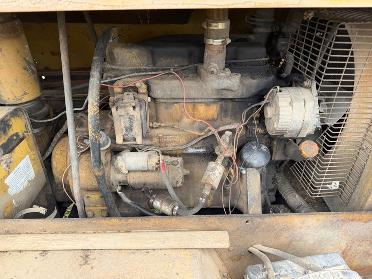 #52649-•-*inop-joy-manufacturing-mobile-air-compressor-166715-inv#52649-image-37