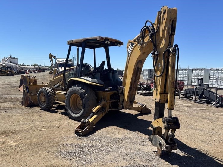 caterpillar-420d-image-4