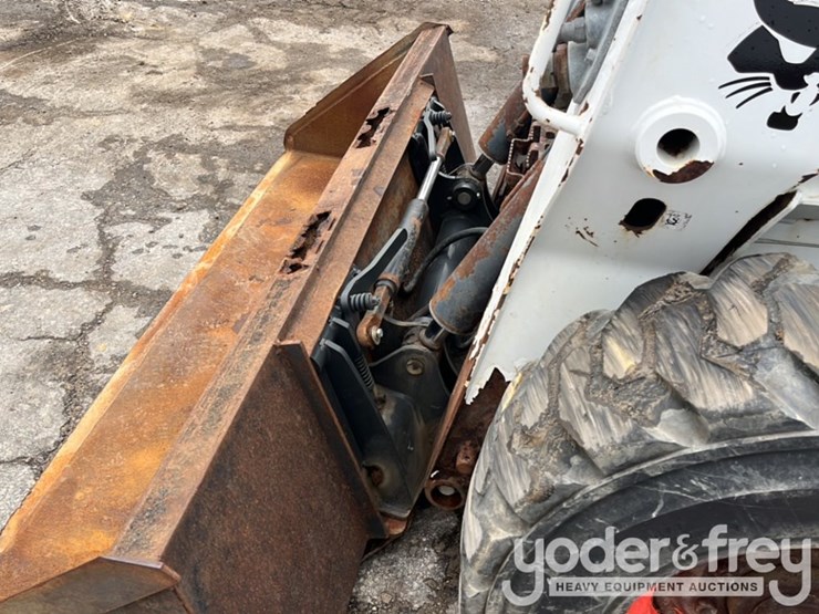 2017-bobcat-s650-image-14