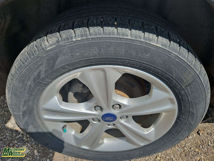 2014-ford-escape-image-11