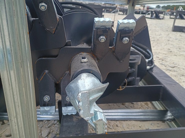 #l64-004-•-jct-auger-and-bits-skid-steer-attachment-image-12