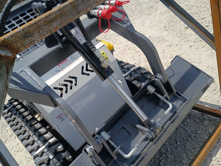 #l63-008-•-2026-zjg-380-mini-skid-steer-image-23
