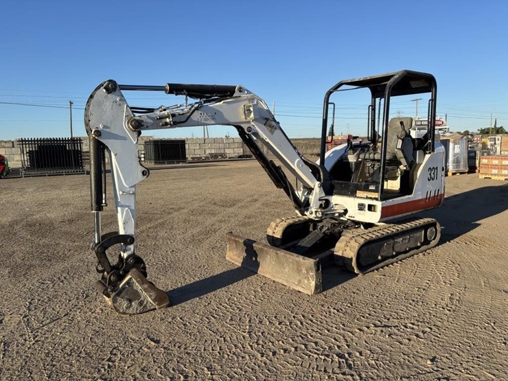 2004-bobcat-331g-image-1