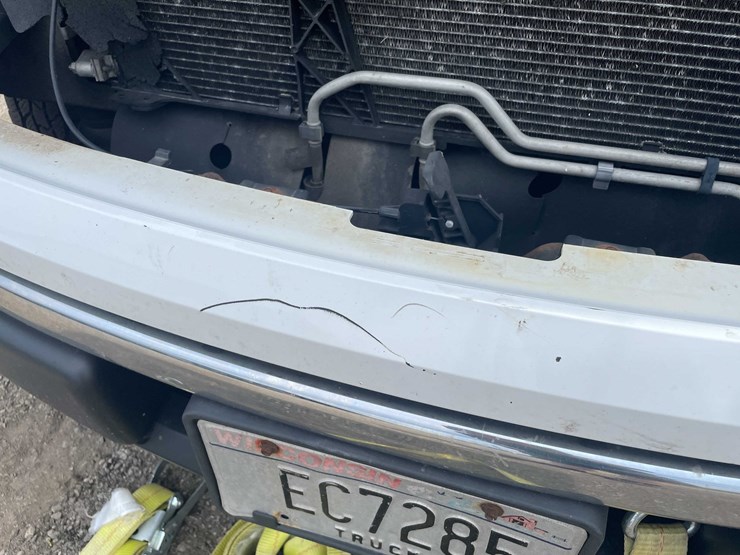 2014-ford-f150-xl-image-64
