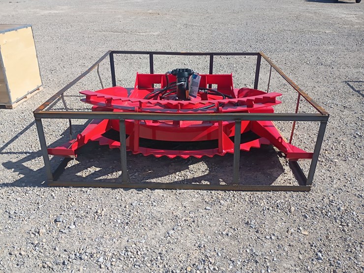#l66-007-•-agt-heavy-duty-brushcutter-skid-steer-attachment-image-1