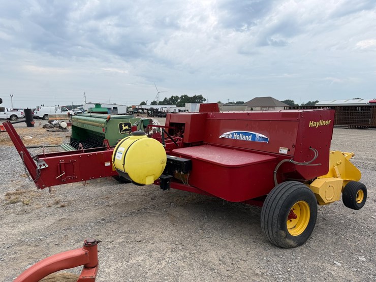 2017-new-holland-bc5070-image-4